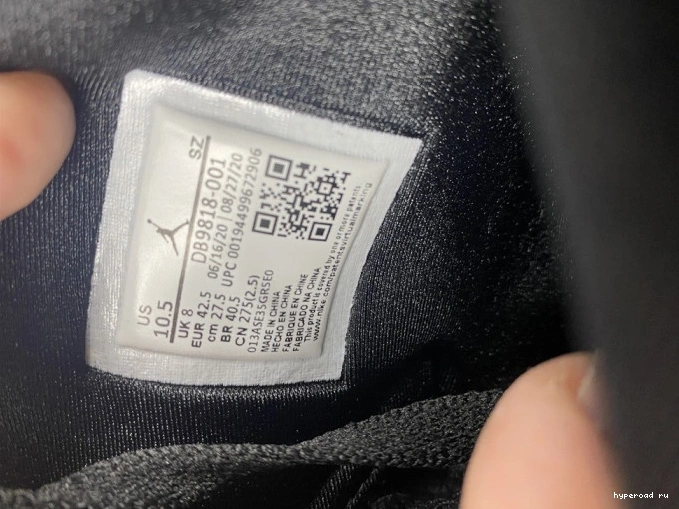 (W) 6 Retro Triple Jordan DB9818-001 SD Black 0803